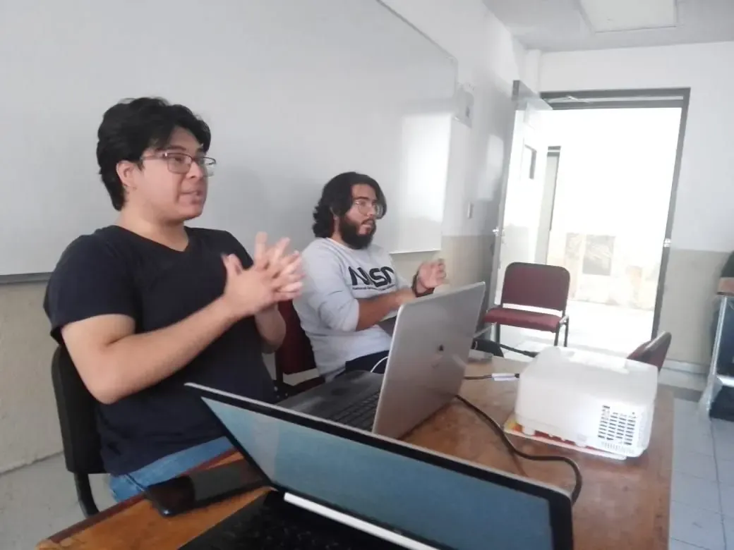 Working session at a laptop